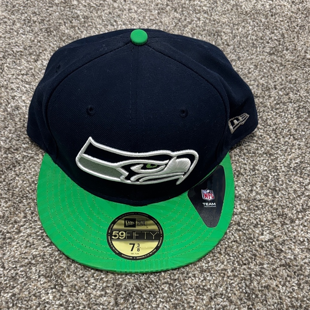 New Era Seattle Seahawks Fitted Hat in Navy and Green